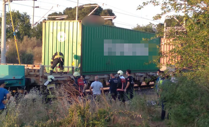 Yük treninde fotoğraf çekme merakı faciaya neden oldu