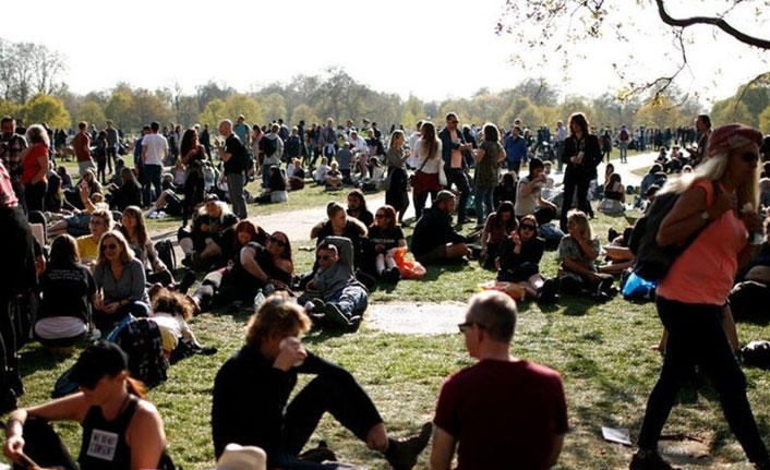 İngiltere'de ilk kez Kovid kaynaklı günlük ölüm görülmedi