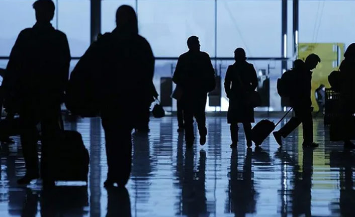 Koronavirüste riskli ülkeler listesinden Türkiye'yi çıkardılar