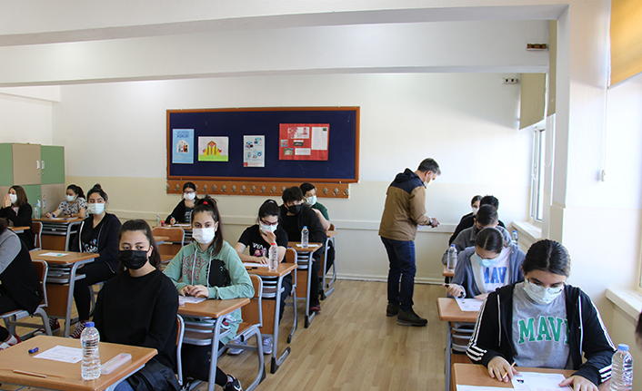 LGS sınavının ilk oturumu başladı