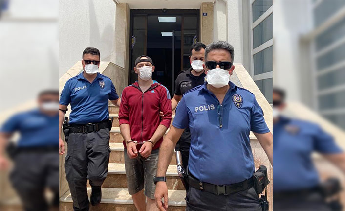 Cinayetten aranan zanlı polise adres sorunca yakayı ele verdi