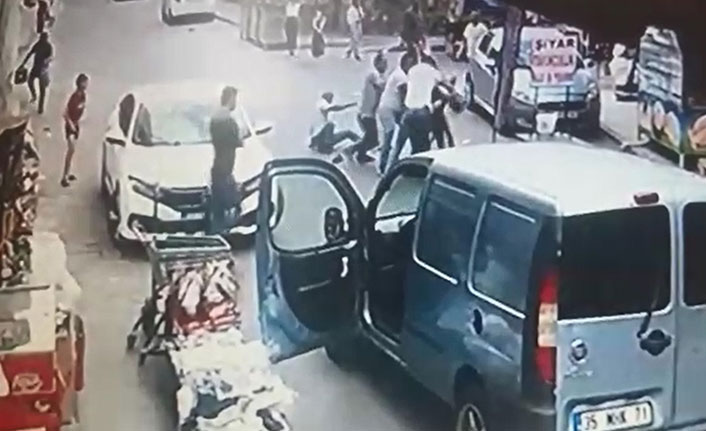 Kiralık otomobille kaza yaptı, meydan dayağı yedi