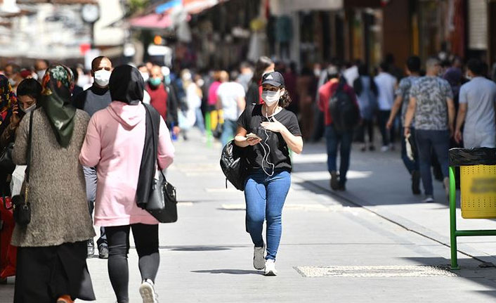 Maskesiz hayat için tarih verdi!