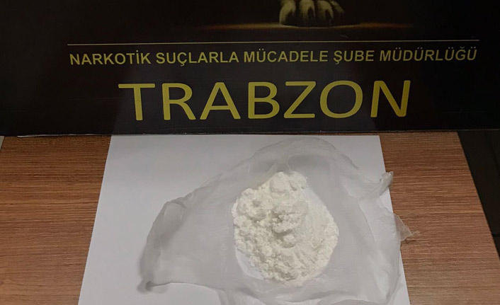 Trabzon'da yakalandılar! 100 Kilo uyuşturucu yapacaklardı!