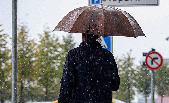 Meteoroloji'den Karadeniz'de kuvvetli sağanak uyarısı