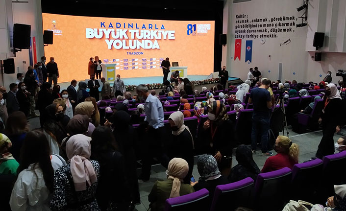 AK Parti Kadın Kolları heyeti Trabzon’da