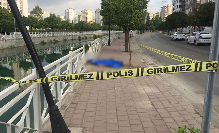 Kanala atlayıp intihar etti, geriye "eşyalarımı almayın" diye not bıraktı