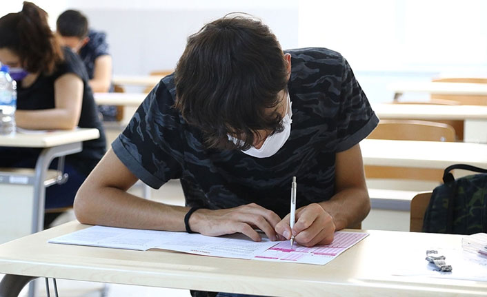 Üniversite adayları yarın ilk oturumda ter dökecek