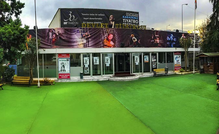 Trabzon'da  "Cemile" oyunu sahnelendi