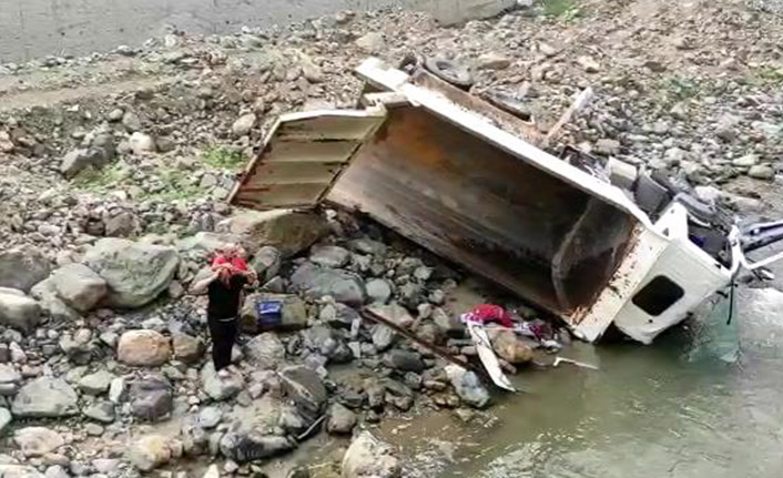 Trabzon'da kazada kaybolan 15 bin dolardan 500'ü bulundu