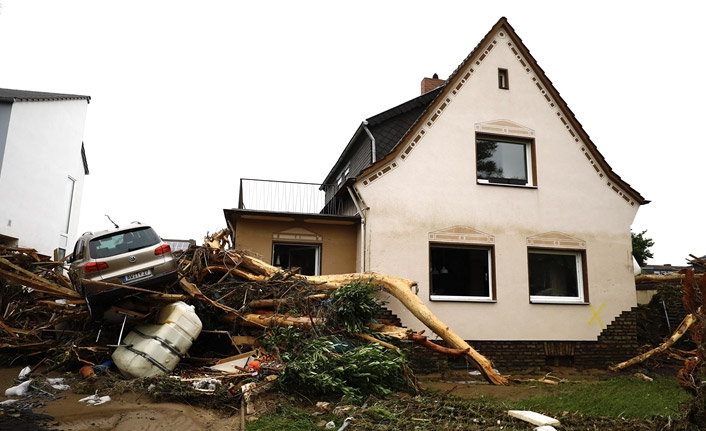 Almanya'da can kaybı 133 oldu