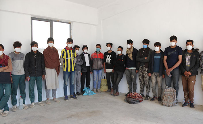 73 Afgan kaçak göçmen yakalandı