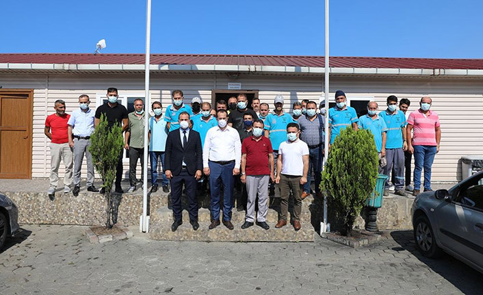 Başkan Ekim, mesai arkadaşlarıyla bayramlaştı