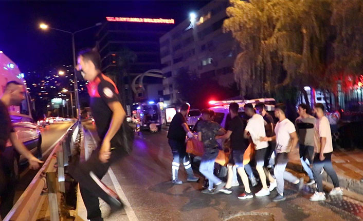 Omuz atma kavgası kanlı bitti: 1 ölü, 3 yaralı