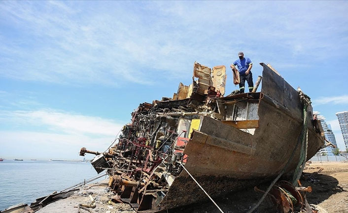 Hurda gemilerden ekonomiye 157 milyon dolarlık katkı