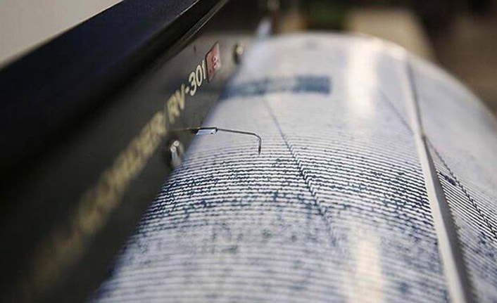 Ege Denizi'nde korkutan depremler!