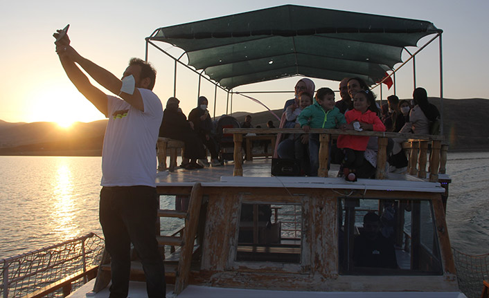 İlçe nüfusunun 15 katı turist ağırladı