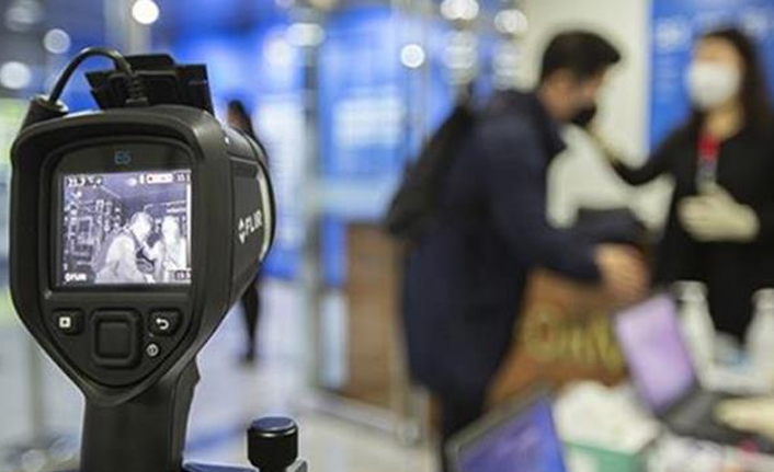 İngiltere'de yeni bir koronavirüs mutasyonu tespit edildi