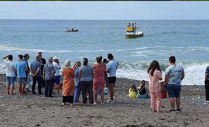 Denizde kaybolan gencin cesedine ulaşıldı