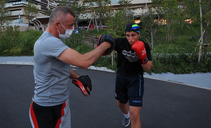 Busenaz Sürmeneli'den Naim Süleymanoğlu vurgusu! "Bu fırsat ayağınıza nadir geliyor"