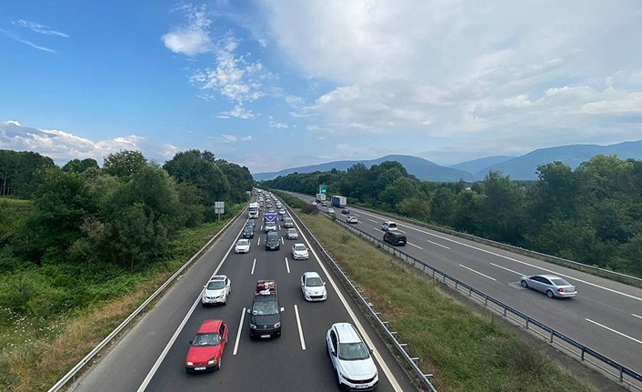 Kurban Bayramı tatilinde 9 günde 95,5 Milyon araç