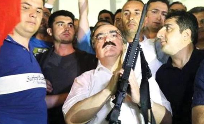 Hüseyin Avni Coş hayatını kaybetti! Hüseyin Avni Coş Kimdir?