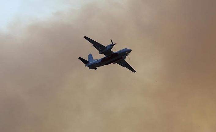 Gündoğmuş'taki orman yangınına havadan ve karadan müdahale sürüyor