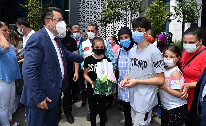 Ortahisar ‘İyilik Kapısı’ merkezi çocukları sevindirdi!