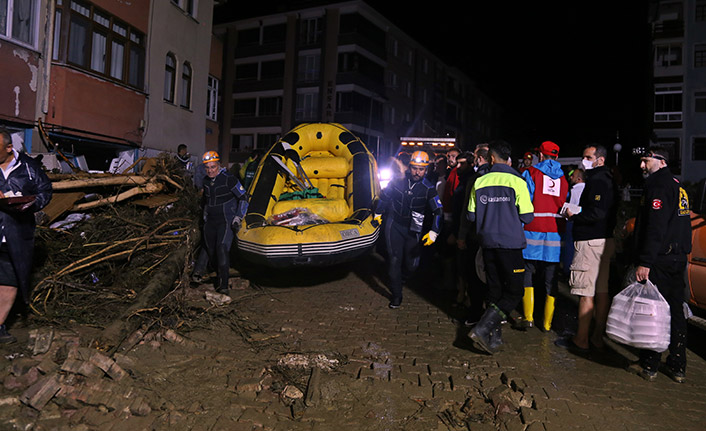 Trabzon'dan Kastamonu'ya gittiler sele yakalandılar