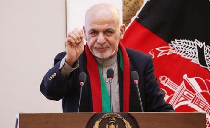 Afganistan Cumhurbaşkanı Eşref Gani ülkeyi terk etti