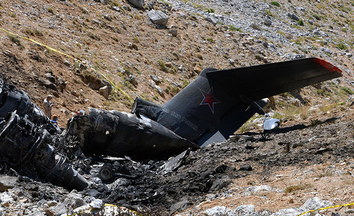 Düşen yangın söndürme uçağının karakutusuna Rusya'da inceleme