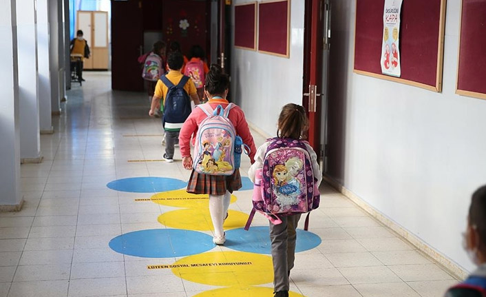 Okulların açılmasına sayılı günler kala önemli uyarı