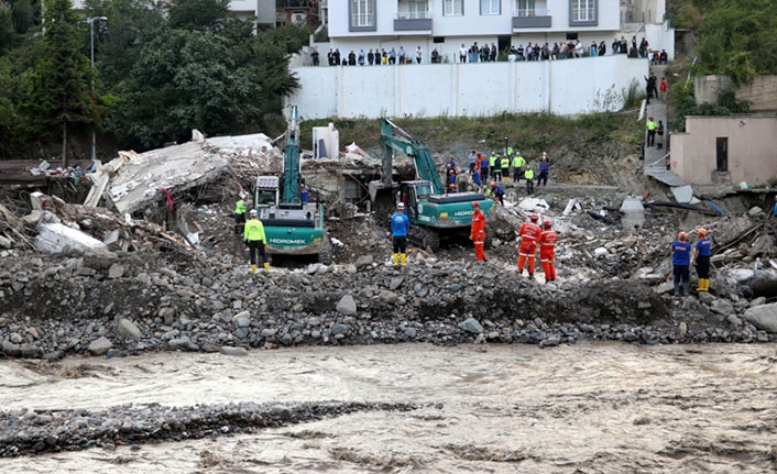 Karadeniz'deki sel felaketinde can kaybı sayısı 78'e yükseldi