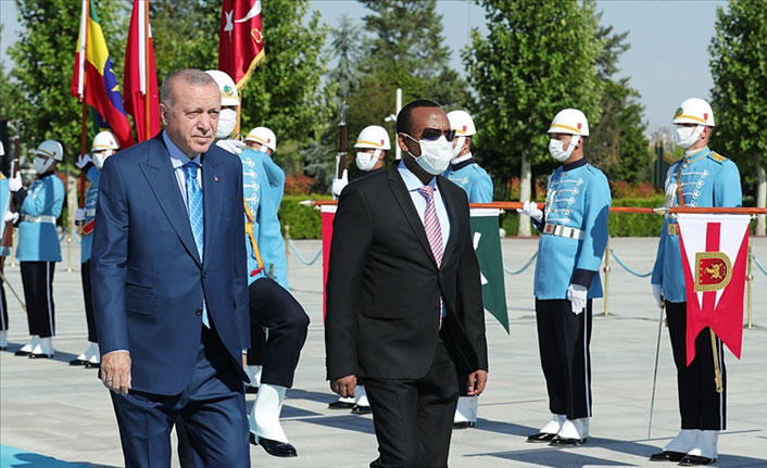 Cumhurbaşkanı Erdoğan Etiyopya Başbakanı Ahmed'e törenli karşılama