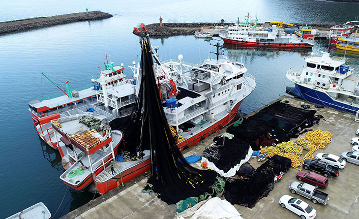 Karadenizli balıkçılar yeni av sezonuna hazırlanıyor