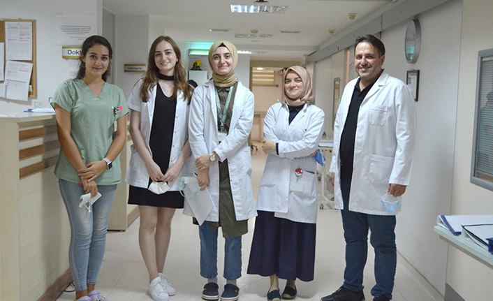 KTÜ Farabi Hastanesi, COVID-19 varyantları ve aşılama hakkında güncel bilgileri paylaştı