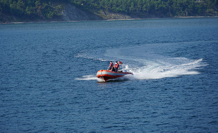 Selde kaybolanlar Karadeniz'de aranıyor