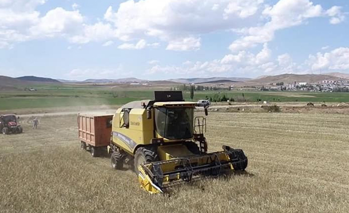 Bayburt'ta biçerdöverlere dronlu denetim