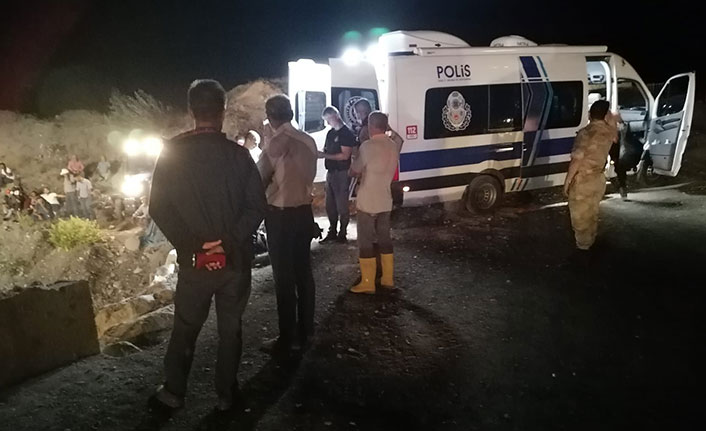 Serinlemek için ırmağa giren çoban boğuldu