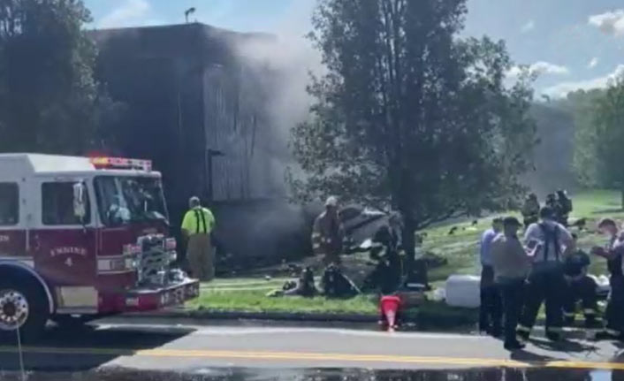 ABD’de özel jet binanın üzerine düştü