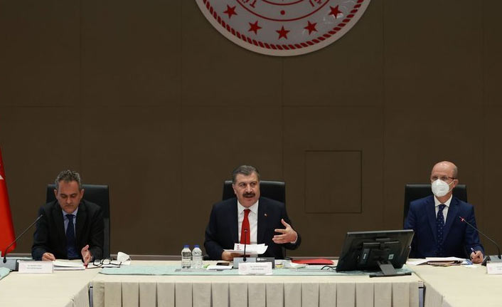 Bakan Koca açıklamalarda bulundu! "Yüz yüze eğitim başlıyor"