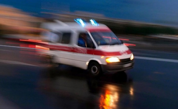 Trabzon'da yabancı uyruklu şahıs kendini kesti