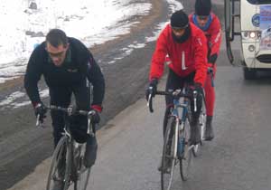 Şehitler için pedal çevirdiler