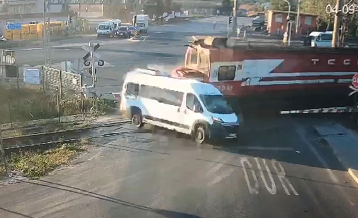 7 kişiye mezar olan minibüsün şoföründen ilginç savunma: Görmedim!