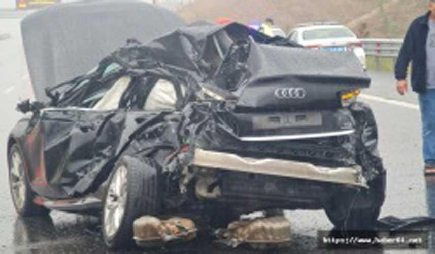 Kocaeli'nde yağmur kaza getirdi:1 ölü