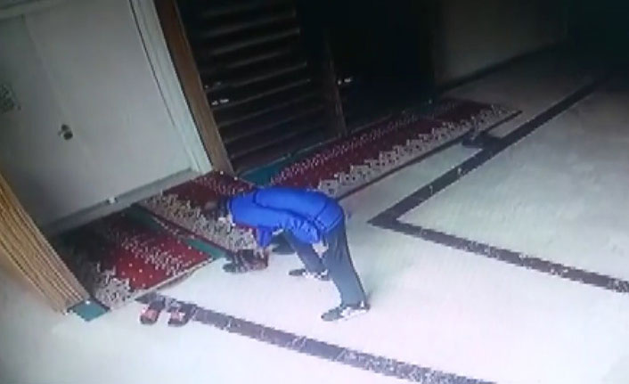 Trabzon'da önce camide karnını doyuran hırsız sonra cemaati soydu