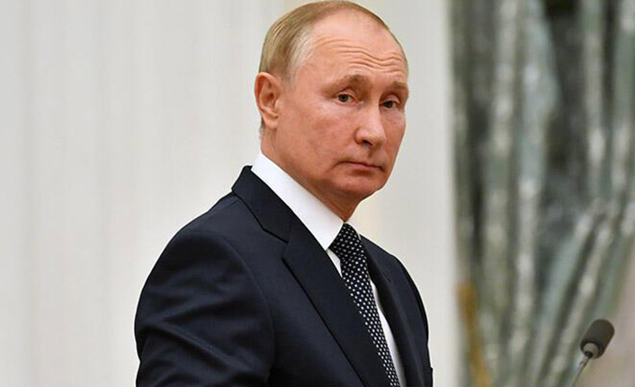 Putin kendini karantinaya aldı