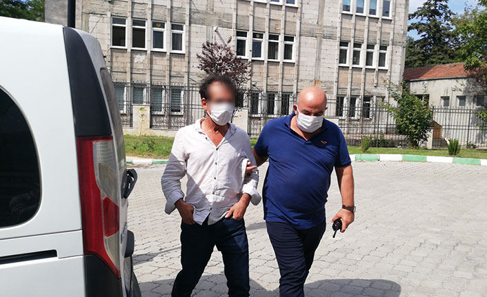 Bekçiyi dövüp Cumhurbaşkanına hakaret etti