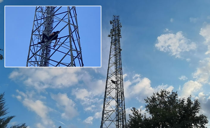 Alkol şişedeki gibi durmadı! Uyumak için 20 metrelik elektrik direğine tırmandı