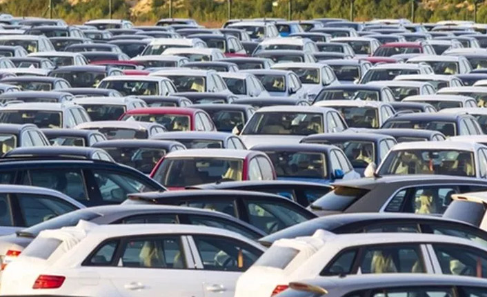 Bakan'dan sıfır otomobil stokçuluğu iddialarına ilişkin açıklama